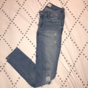Hollister Medium Wash Distressed Jeans
